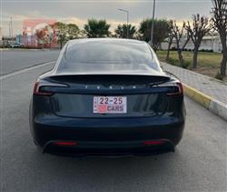 تێسلا مۆدێل 3